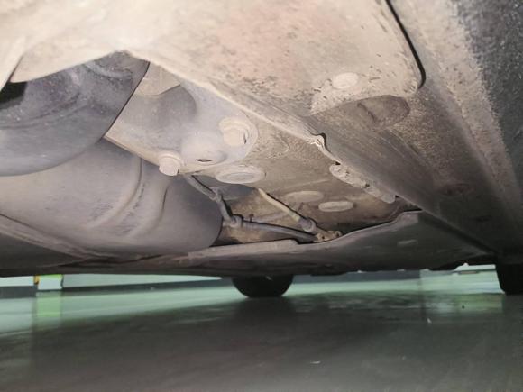 [广州·粤A] 二手大众帕萨特2011款 1.8TSI DSG尊荣版