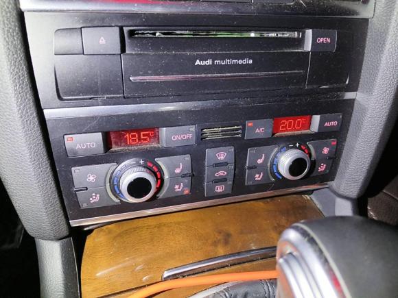 [武汉·鄂A] 二手奥迪奥迪Q72014款 35 TFSI 运动型