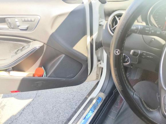 [济南·鲁A] 二手奔驰奔驰GLA2018款 GLA 200 时尚型