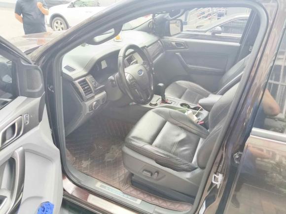 [南京·苏A] 二手福特撼路者2016款 2.0T 汽油自动四驱旗舰版