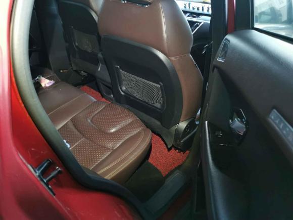 [广州·粤T] 二手陆风陆风X72015款 2.0T 全景尊贵版