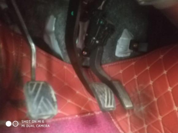 [台州·渝D] 二手北汽幻速北汽幻速S32016款 S3L 1.5L 手动尊贵型