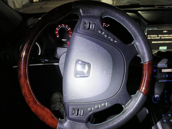 [上海·闽H] 二手纳智捷大7 SUV2013款 锋芒限量版 2.2T 四驱智尊型