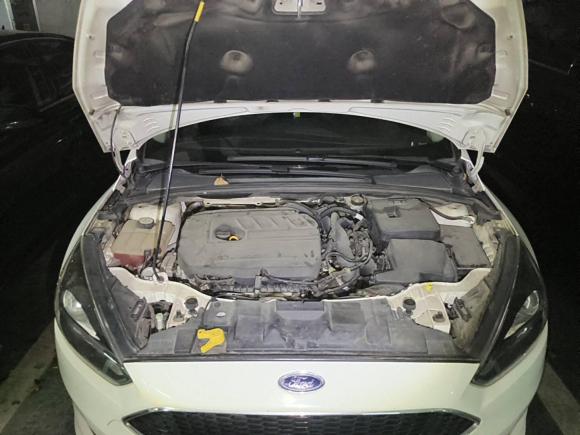 [武汉·鄂A] 二手福特福克斯2015款 两厢 EcoBoost 180 自动运动型