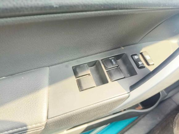 [上海·沪A] 二手丰田雷凌双擎E+2019款 1.8PH V E-CVT豪华版