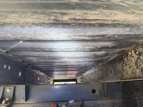 [成都·川G] 二手五十铃翼放2023款 EM7 2.5T 单排栏板