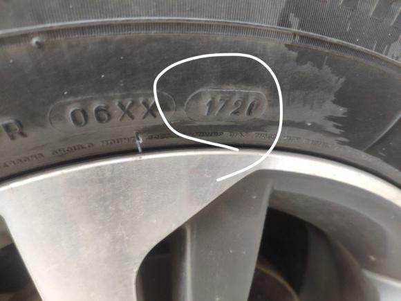 [济南·鲁A] 二手一汽骏派D602015款 1.8L 自动尊贵型