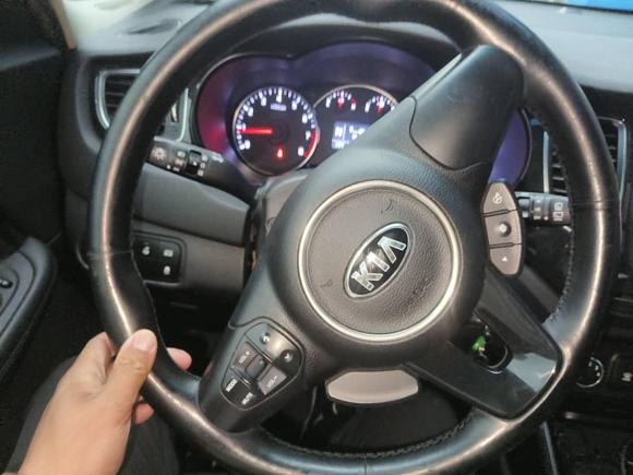 [上海·沪B] 二手起亚佳乐2013款 2.0L 7座自动舒适版 国IV