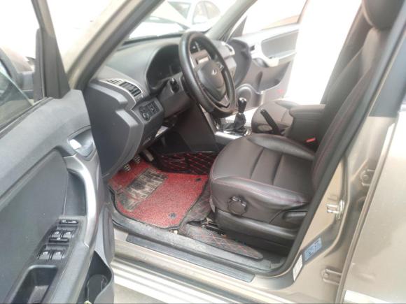 [深圳·粤S] 二手奇瑞瑞虎32015款 1.6L 手动智尚运动版