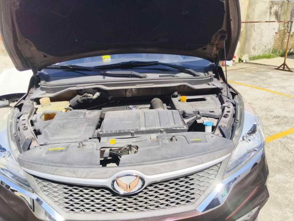 [上海·皖P] 二手北汽幻速北汽幻速H32015款 1.5L 手动豪华型