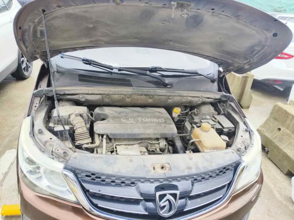 [上海·苏E] 二手宝骏宝骏7302016款 1.5T 手动豪华型 7座