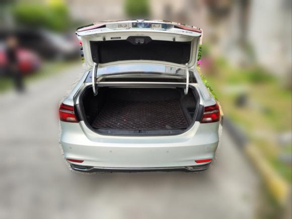 [上海·沪A] 二手荣威荣威i6新能源2019款 PLUS 50T 互联网荣耀旗舰版