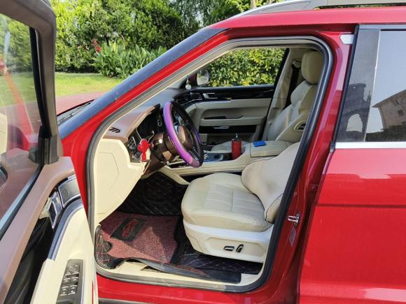 [上海·赣F] 二手众泰众泰T7002017款 1.8T 双离合尊贵型