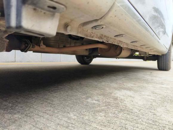 [深圳·粤B] 二手日产日产NV2002013款 1.6L 豪华型 国IV