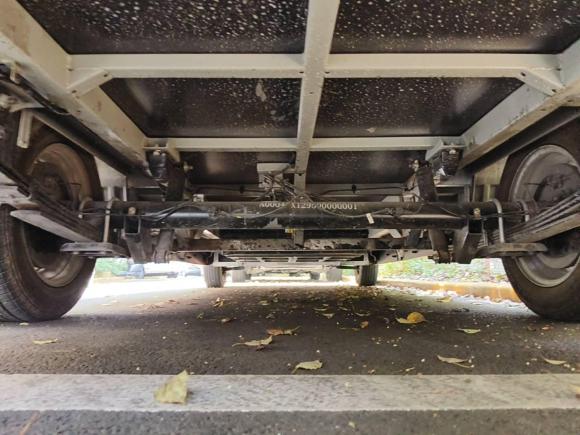 [上海·鲁Q] 二手福田智蓝精灵E72023款 纯电动厢式运输车 平顶2座 宁德时代38.64kWh