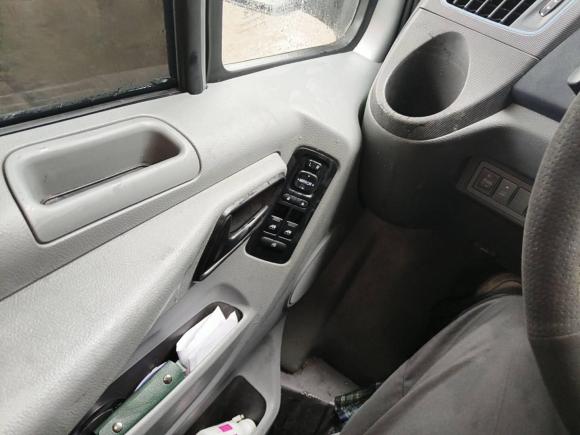 [宁波·浙B] 二手福田图雅诺2022款 2.8T手动通途多功能加长轴中顶后单胎5/6/7/9座F2.8NS6B177L