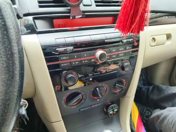 [杭州·浙A] 二手马自达马自达32010款 1.6L 自动经典精英型