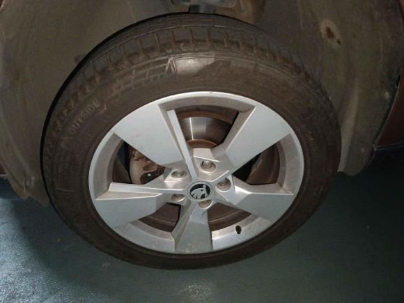 [深圳·粤B] 二手斯柯达Yeti2014款 1.8TSI DSG极地版