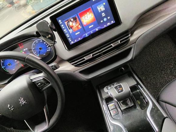 [成都·川A] 二手红旗红旗E-QM52021款 充电 T3版 5座