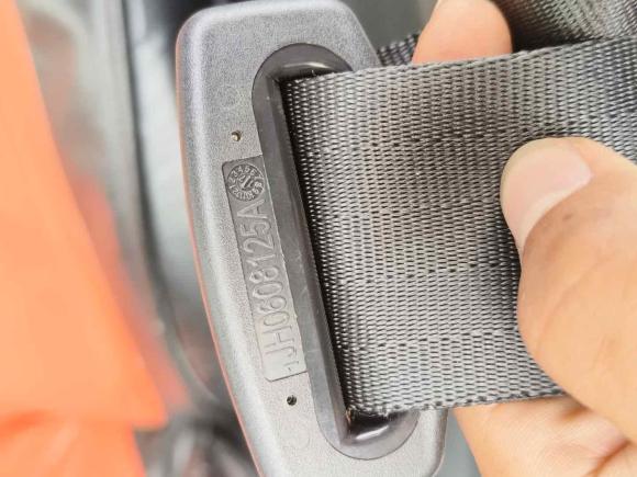 [深圳·川X] 二手奇瑞艾瑞泽52017款 1.5L 手动时尚版