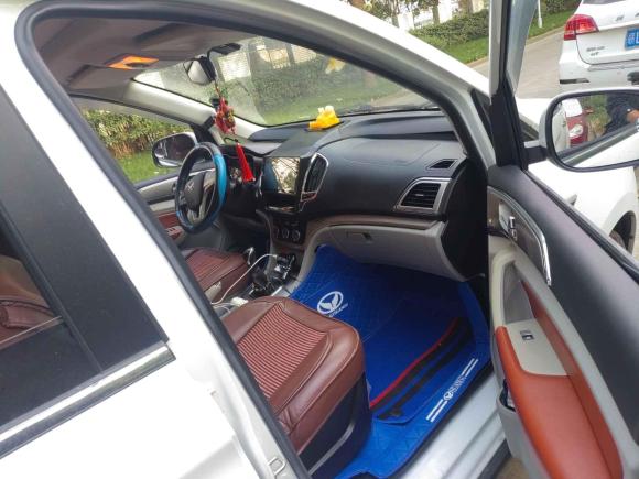 [上海·川Y] 二手北汽幻速北汽幻速H32016款 H3F 1.5L 手动尊贵型