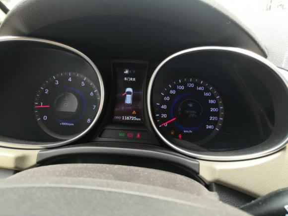 [佛山·粤X] 二手现代胜达2013款 2.4L 自动两驱智能型