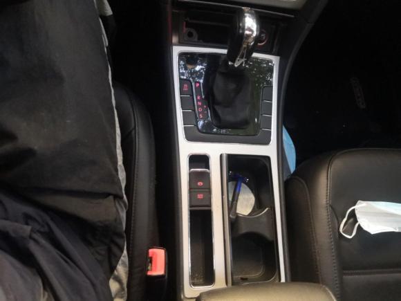 [上海·沪A] 二手大众帕萨特2011款 1.8TSI DSG尊荣版