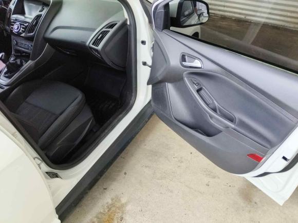 [无锡·苏B] 二手福特福克斯2017款 两厢 1.6L 手动舒适型智行版