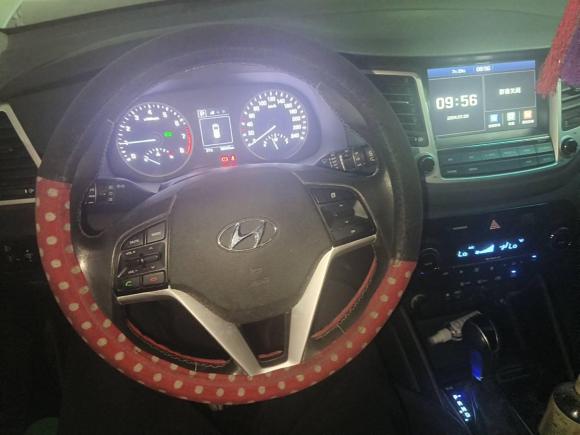 [宁波·浙B] 二手现代途胜2015款 1.6T 双离合两驱智能型