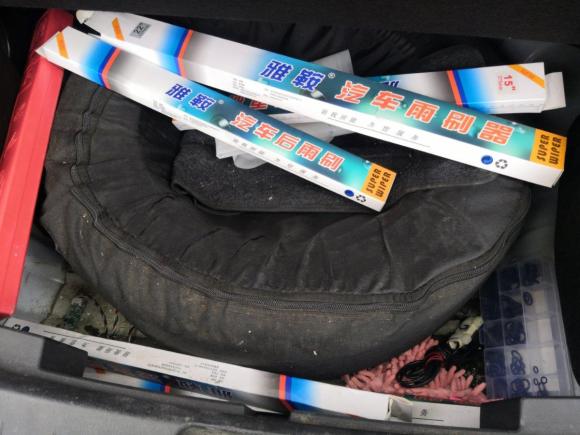 [湖州·苏E] 二手长安凯程长安欧尚A6002016款 1.5L 手动豪华型7座