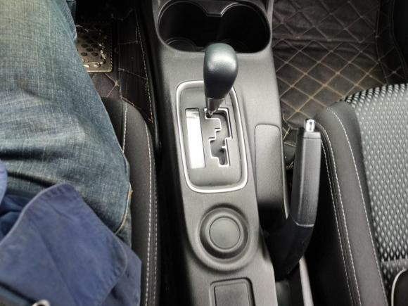 [上海·沪B] 二手三菱欧蓝德2016款 2.0L 两驱风尚版 5座