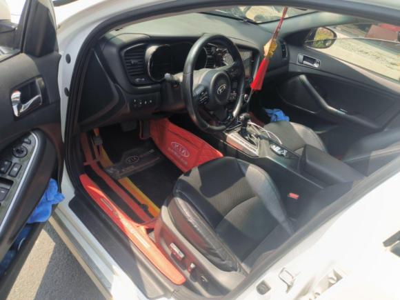 [上海·苏A] 二手起亚起亚K52015款 2.0L 自动LUX