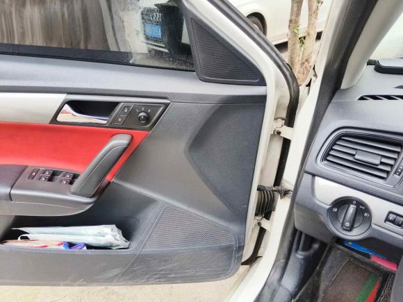 [义乌·浙G] 二手大众朗行2013款 1.6L 手动风尚型