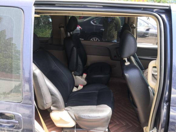 [上海·沪F] 二手别克别克GL82014款 2.4L 经典版