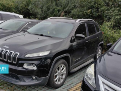 [苏州·苏E]Jeep&nbsp;&nbsp;自由光&nbsp;&nbsp;2016款 2.4L 领先版