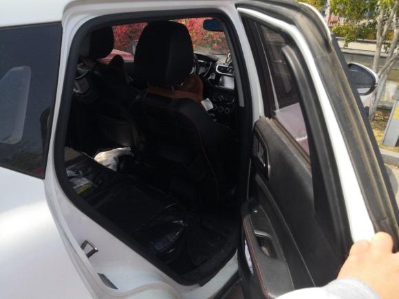 [无锡·苏B] 二手中华中华V32016款 1.5L 自动智能型