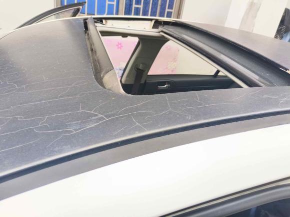 [常州·苏D] 二手三菱翼神2013款 时尚版 1.8L 手动舒适型