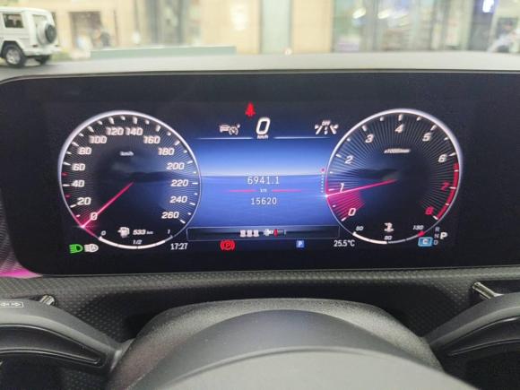 [杭州·赣E] 二手奔驰奔驰A级2023款 A 200 L 时尚型