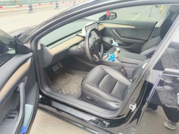 [济南·鲁A] 二手特斯拉Model 32021款 标准续航后驱升级版 3D6