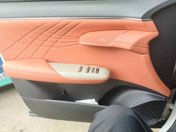 [青岛·鲁B] 二手深蓝汽车深蓝S072023款 200Max增程版