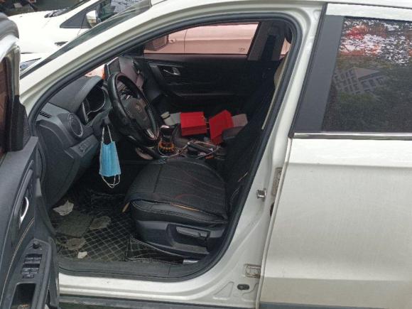 [宁波·鄂L] 二手奔腾奔腾X402017款 1.6L 手动豪华型