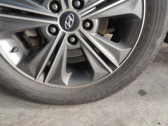 [佛山·粤Y] 二手现代北京现代ix252015款 1.6L 自动两驱尊贵型DLX