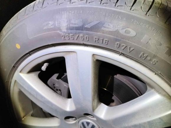 [西安·陕A] 二手大众辉腾2012款 3.0L 行政型