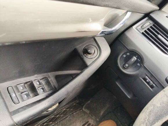 [上海·皖D] 二手斯柯达明锐2018款 1.6L 自动舒适版