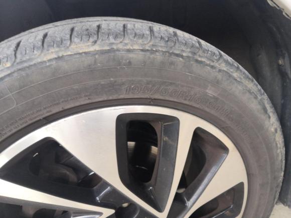 [南京·苏A] 二手长安凯程长安欧尚A6002016款 1.5L 手动豪华型7座