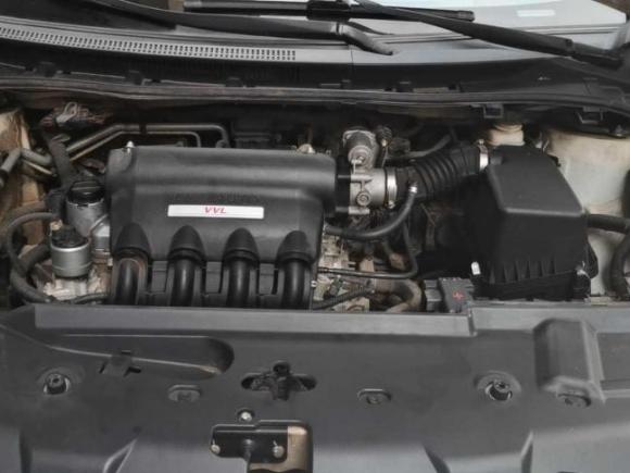 [南昌·赣A] 二手比亚迪速锐2014款 1.5L 手动豪华型