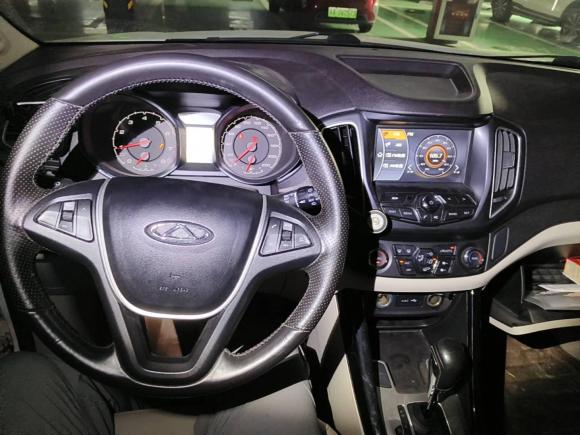 [南京·皖P] 二手奇瑞瑞虎52015款 2.0L CVT家尊版