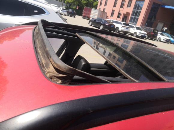 [上海·沪G] 二手宝马宝马X12012款 sDrive18i 时尚型