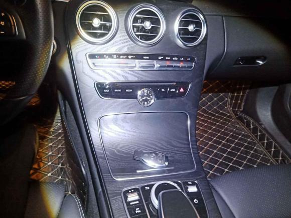 [深圳·粤B] 二手奔驰奔驰C级2018款 C 200 旅行轿车