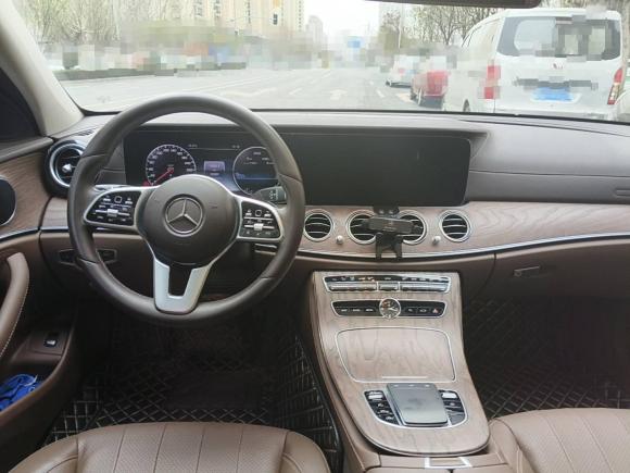 [济南·鲁A] 二手奔驰奔驰E级2019款 改款 E 300 L 时尚型